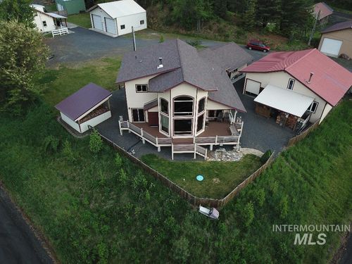 204 S 2nd St, Elk River, ID, 83827-0110 | Card Image