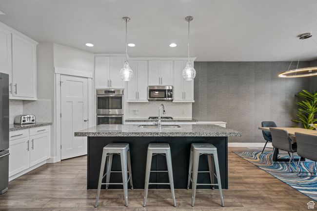 17 E Silver Oak Rd, House other with 6 bedrooms, 4 bathrooms and 3 parking in Vineyard UT | Image 9