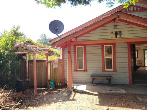 43751 Crispin Road, Manchester, CA, 95459 | Card Image