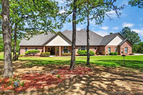 3710 E Mountain Road, Bartlesville, OK, 74003 | Card Image