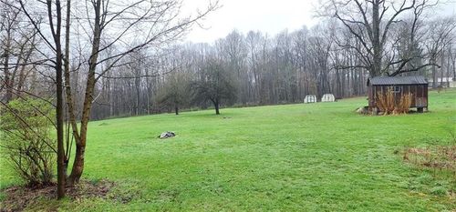 42 Old Dinner Bell Rd, Farmington, PA, 15437-1059 | Card Image