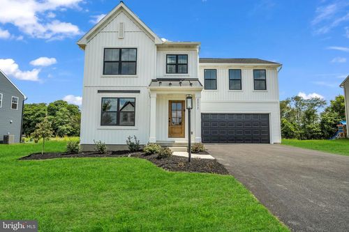 2257 N Autumn Chase Dr, MECHANICSBURG, PA, 17055 | Card Image