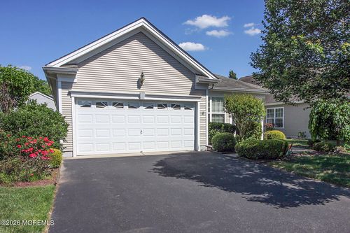 89 Huntington Dr, Jackson, NJ, 08527-4484 | Card Image