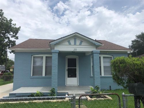 20 Miriam St, Baytown, TX, 77520-7018 | Card Image