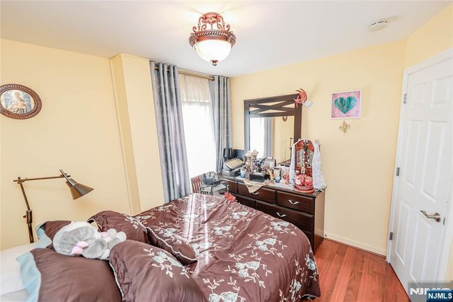 136 Martin Ave, House other with 3 bedrooms, 2 bathrooms and null parking in Clifton NJ | Image 33