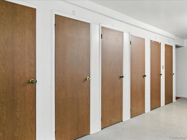 22-810 Holland Ave Unit 5 (22).jpg | Image 12
