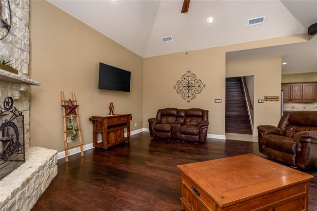 136 Whispering Winds Dr, House other with 4 bedrooms, 3 bathrooms and null parking in Gunter TX | Image 10