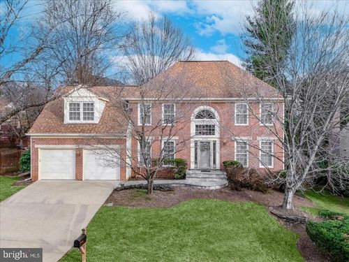 6902 Compton Heights Cir, CLIFTON, VA, 20124-2607 | Card Image