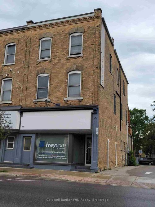 {{alt}} | Card Image