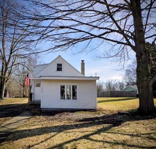 313 Saint Joseph St, Union City, MI, 49094-1219 | Card Image