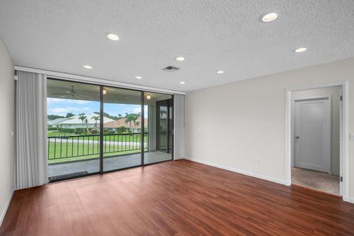 apt-e-16 Turtle Creek Dr, Tequesta, FL, 33469-1529 | Card Image