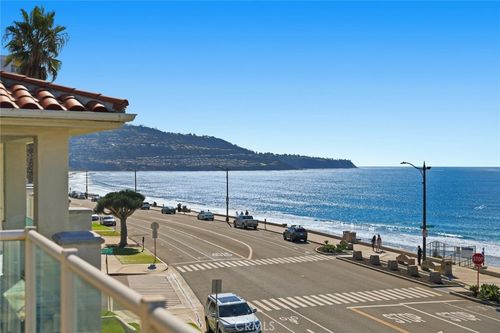 apt-a-814 Esplanade, Redondo Beach, CA, 90277-4762 | Card Image