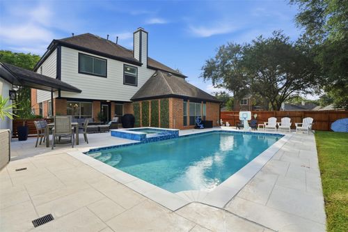 109 Laguna Pointe Drive, League City, TX, 77573 | Card Image