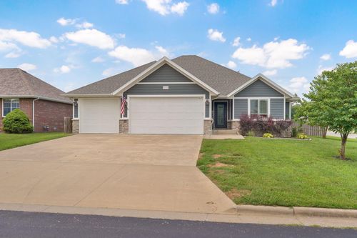1309 S Appomattox Ave, Republic, MO, 65738-7802 | Card Image