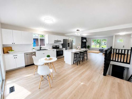 6625 Poplar Dr, Grande Prairie, AB, T8W1C8 | Card Image