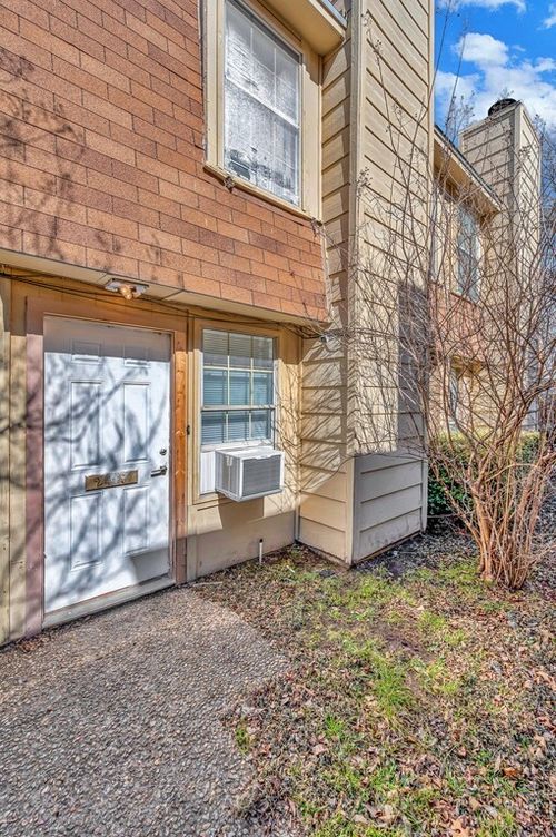 2409 Macarthur Dr, Waco, TX, 76708-2317 | Card Image