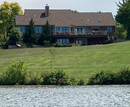 7612788 Cambridge Ct E, Muskego, WI, 53150-4002 | Card Image