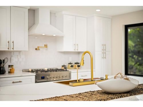 4656 Tanglewood Trl, Boulder, CO, 80301-3927 | Card Image