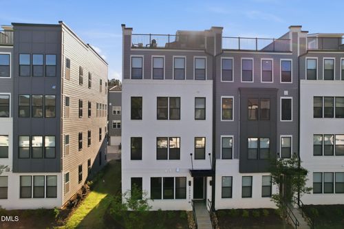 unit-101-10543 Pleasant Branch Dr, Raleigh, NC, 27614 | Card Image