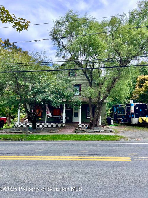 70 State St, Nicholson, PA, 18446-8207 | Card Image