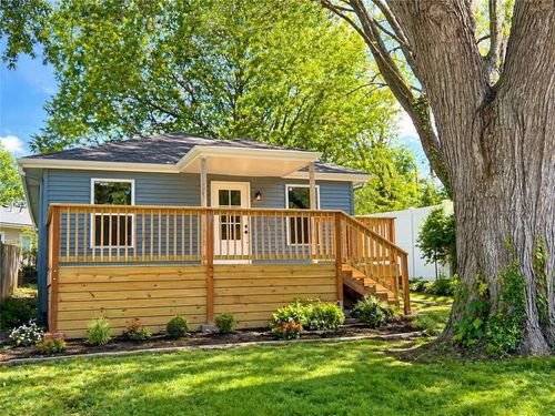 705 S Fairview Ave, Independence, MO, 64053-1853 | Card Image