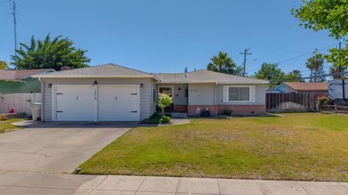 1870 Eucalyptus St, Atwater, CA, 95301-4112 | Card Image