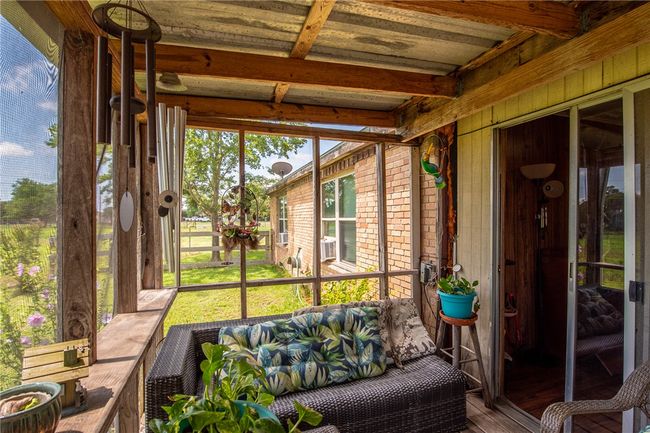 View of sunroom | Image 44
