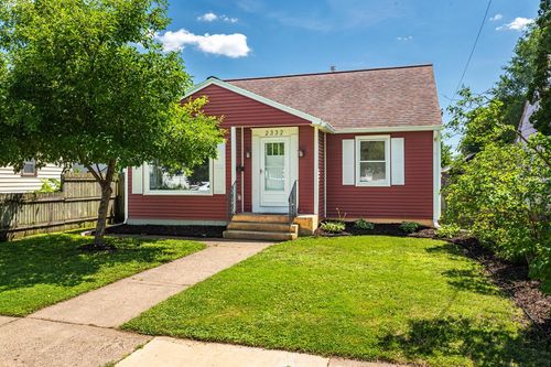 2332 Ferry Street, La Crosse, WI, 54601 | Card Image