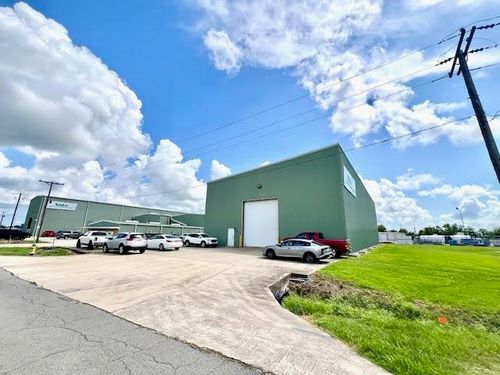 2534 Cummins Rd, Houma, LA, 70363-5426 | Card Image
