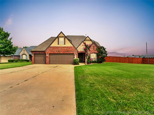 5033 S 165th Eastavenue, Tulsa, OK, 74134 | Card Image