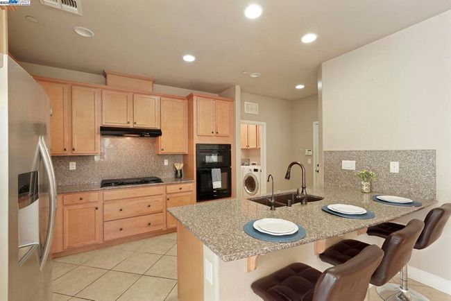 2961 Clear Point Way, House other with 2 bedrooms, 2 bathrooms and 2 parking in Manteca CA | Image 17