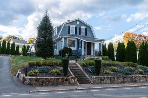 231 Buckingham St, Watertown, CT, 06779-1728 | Card Image
