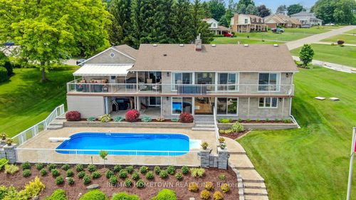 1111 Burnside Dr, Brockville, ON, K6V5T1 | Card Image