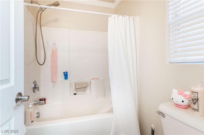 5023 Tunnel Falls Dr, House other with 3 bedrooms, 3 bathrooms and null parking in Las Vegas NV | Image 16