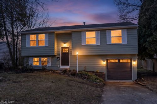 350 Silver Meadows Blvd, Kent, OH, 44240-1912 | Card Image