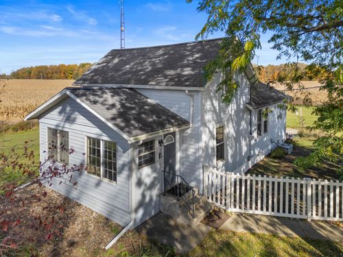 527 N Snow Prairie Rd, Coldwater, MI, 49036-9257 | Card Image