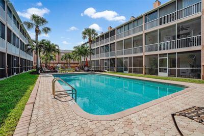 202 - 637 Pinellas Bayway S, Townhouse with 2 bedrooms, 2 bathrooms and null parking in Tierra Verde FL | Image 1