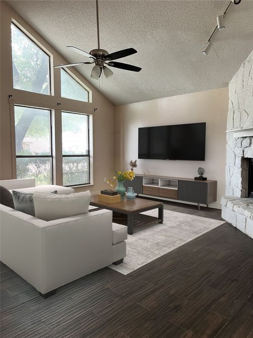 1429 Keisa Ln, Irving, TX, 75060-6330 | Card Image