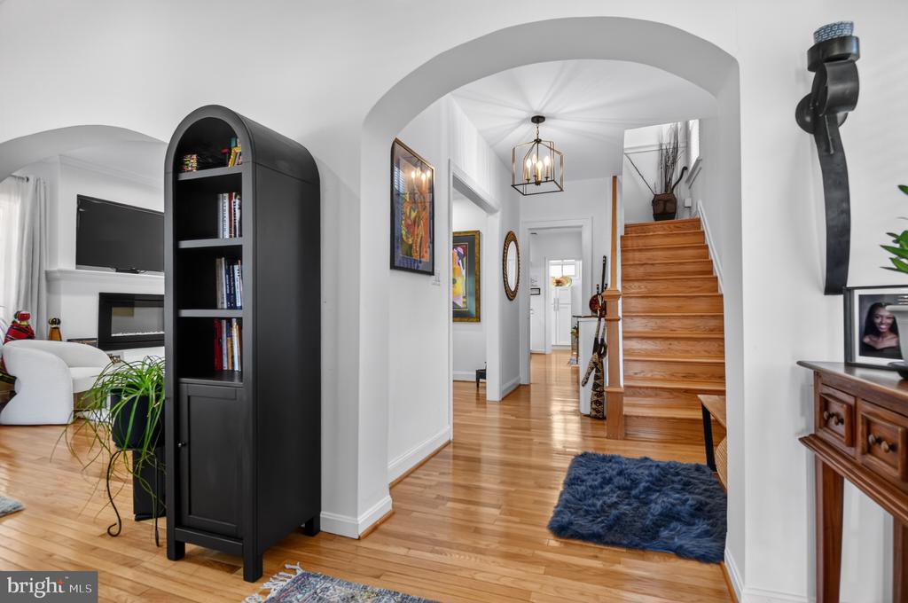 Residential in WASHINGTON 4