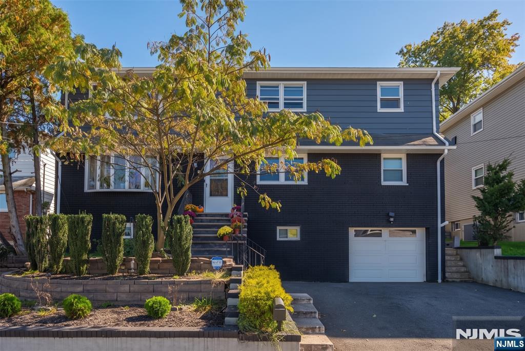 Residential Lease in Woodland Park