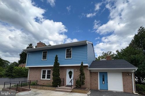 1262 Kensington Rd, MCLEAN, VA, 22101-2920 | Card Image