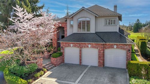 24619 Se 2nd Pl, Sammamish, WA, 98074-3433 | Card Image