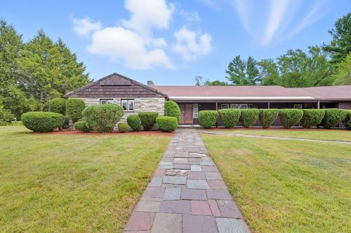 22 Kirkland Dr, Andover, MA, 01810-2807 | Card Image