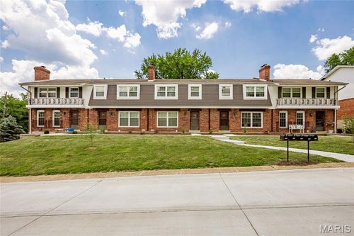 506 Broadmoor Dr, Chesterfield, MO, 63017-3101 | Card Image
