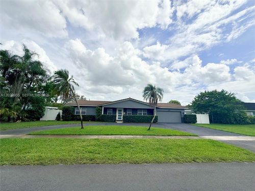 5680 Sw 7th St, Plantation, FL, 33317-4343 | Card Image