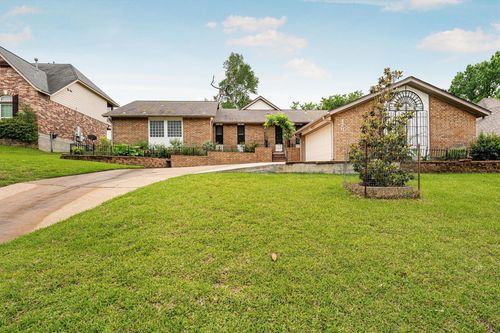 479 Cherry Hills Dr, Huntsville, TX, 77340 | Card Image