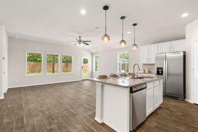 24630 Charlton Green Ln, House other with 4 bedrooms, 2 bathrooms and 3 parking in Spring TX | Image 11