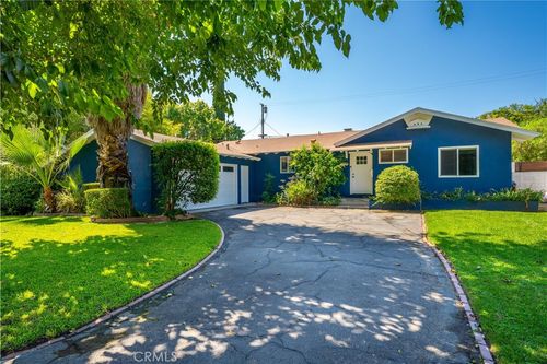 7845 Nevada Ave, Canoga Park, CA, 91303 | Card Image