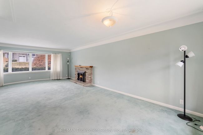 305 Woodworth Dr, House other with 4 bedrooms, 2 bathrooms and 4 parking in Ancaster ON | Image 8