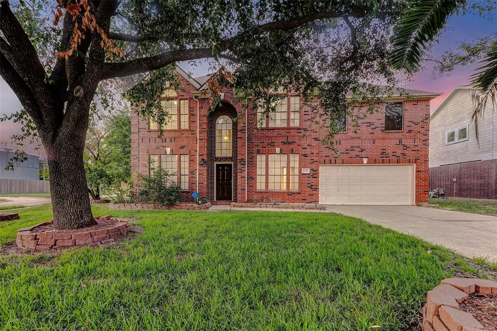Devon Green Dr, Katy, TX 77449
